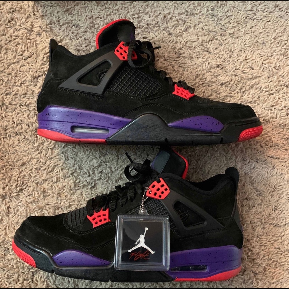 Only worn once so fairly new